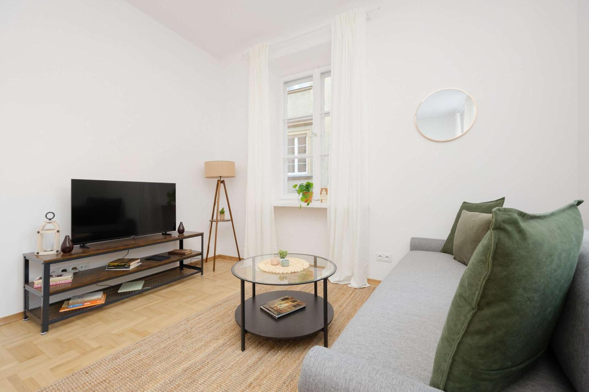 In The Old Town By Rent Like Apartment